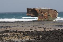 Schiffswrack am Strand  (c) Oskar Narten