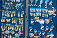 NIK6214  Shopping in Parikia